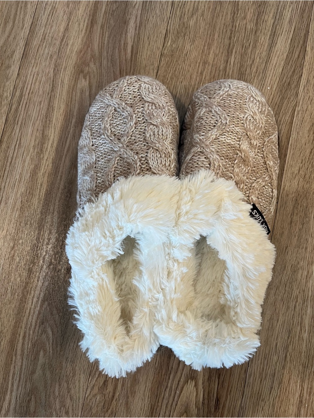 Muk Luks Slides